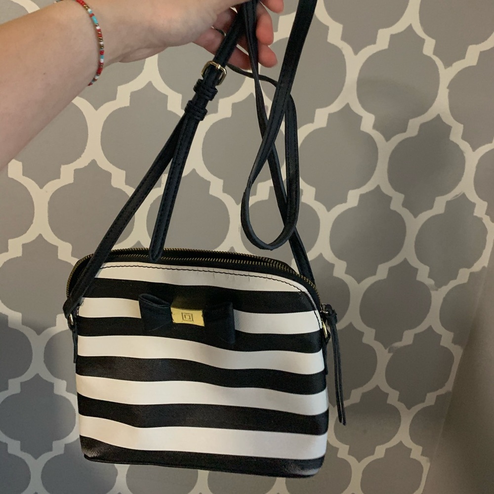 Liz Claiborne crossbody! 💫